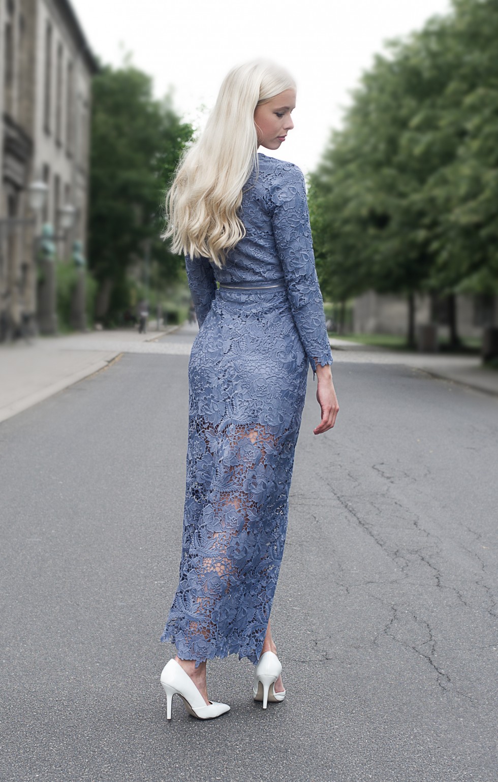 Blue Lace from Rebecca Stella - Outfit of the day | Simone Tajmer