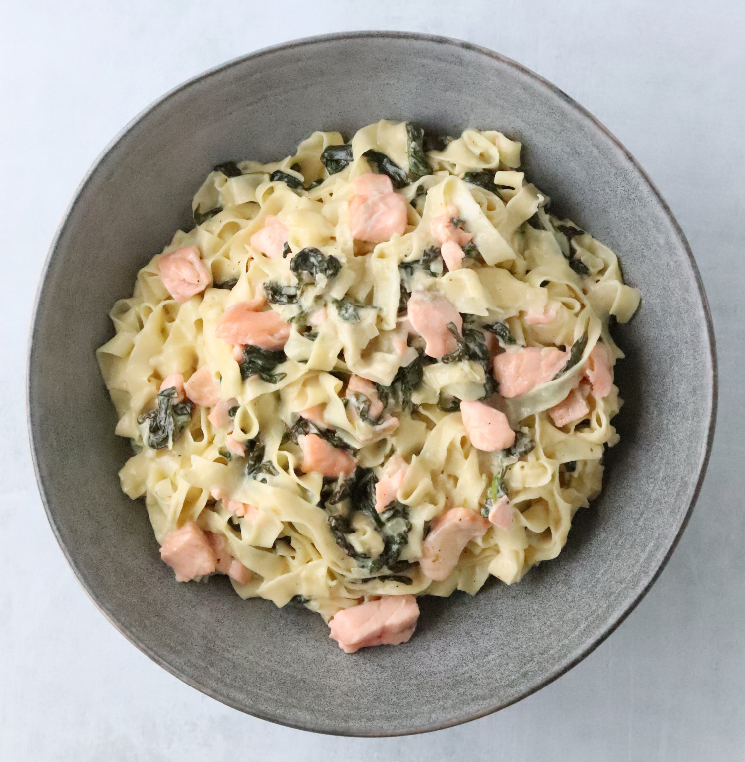 Hjemmelavet pasta med spinat og laks | Gourmet & Gæstemenu | beksemad