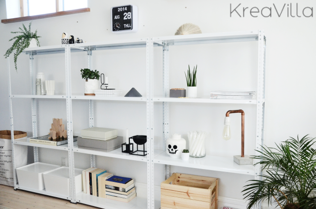 Industrial shelves | Kreavilla
