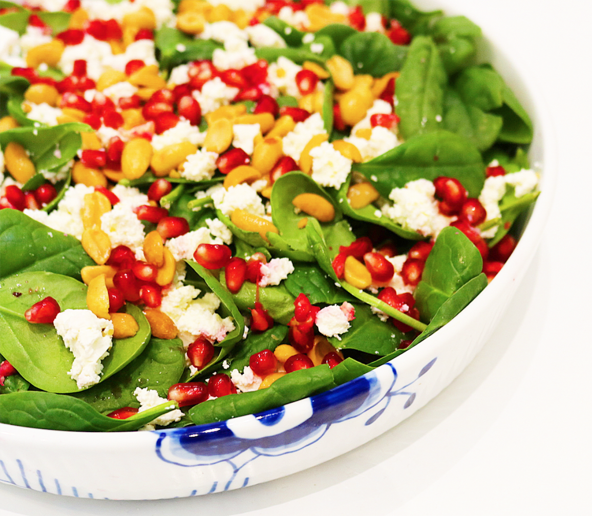 Nem og lækker – Spinatsalat med granatæble og feta | Det Sunde Valg |  HaslundHome