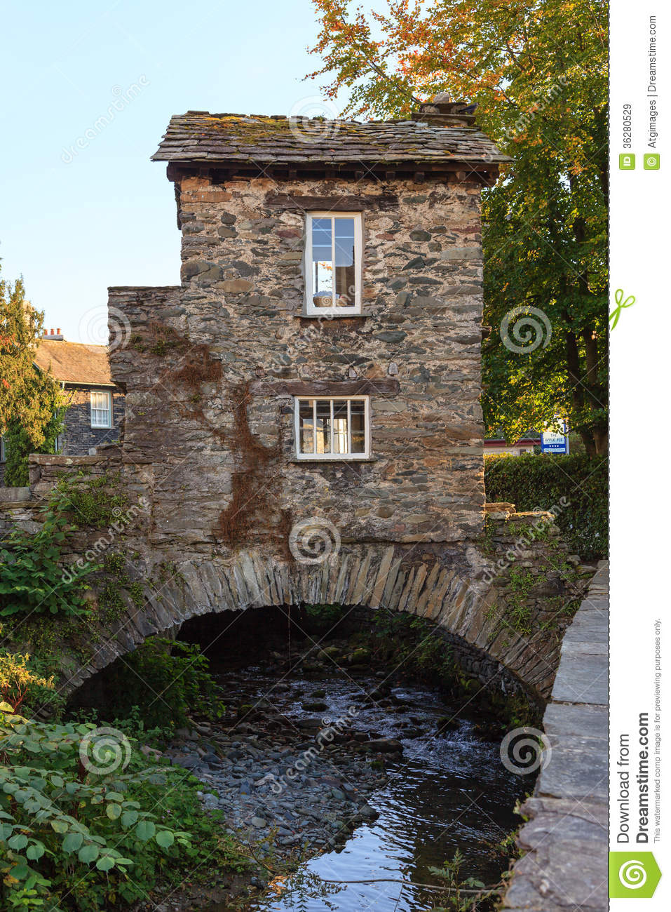 ambleside-bridge-house-th-century-old-stone-cottage-perched-over-stock-beck-cumbria-english-lake-district-pictured-36280529