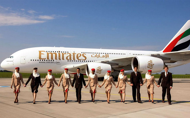 Emiratesstaff_3202513b