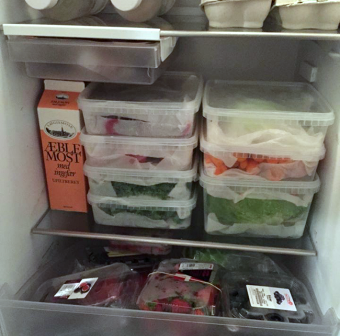 Vil du spare tid i – og plads køleskabet? | Tips fra køkkenet | spotlife