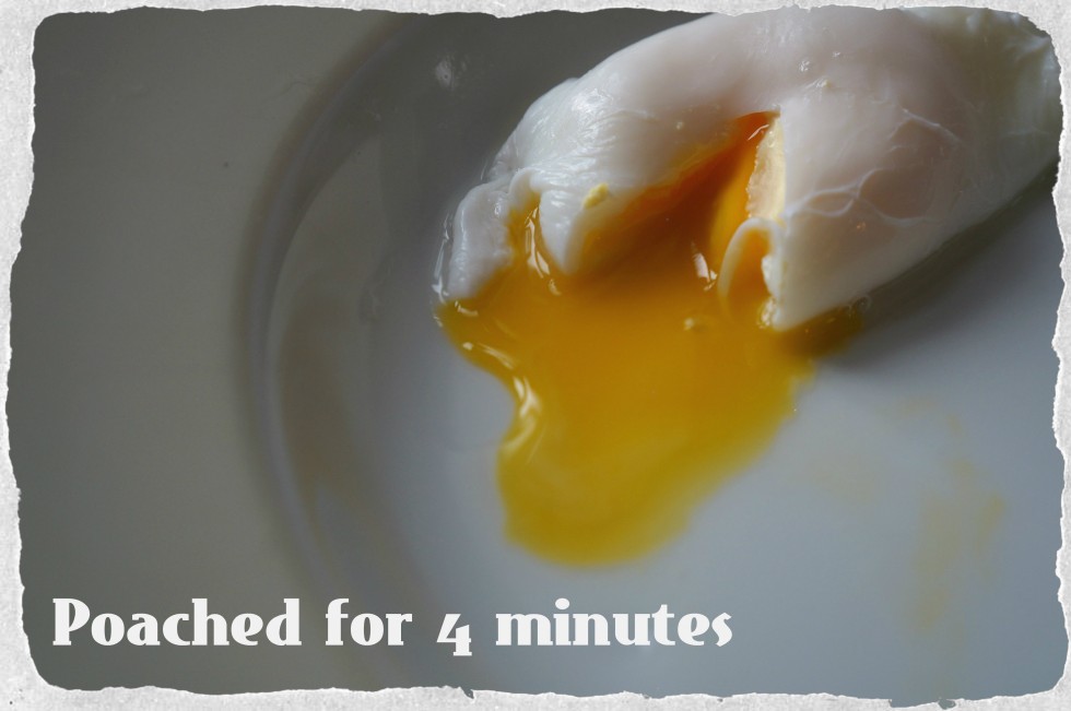4 minute poached egg