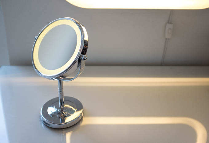 Min julegave: BaByliss makeup spejl med LED lys og forstørrelse ...
