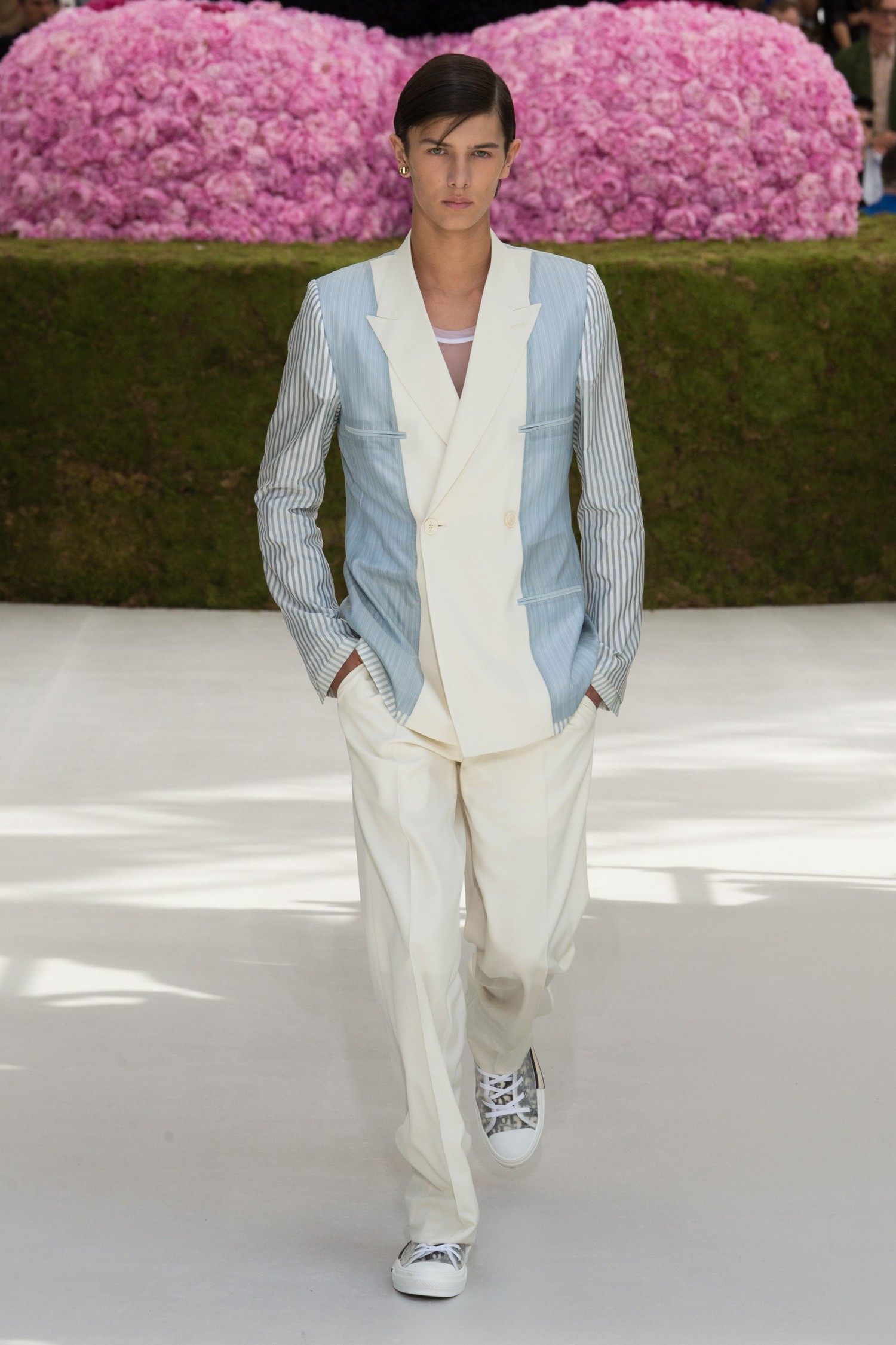 Prins Nikolai var på catwalken, Kim Jones præsenterede sit nye Dior-univers | Guide | Preppy Beast