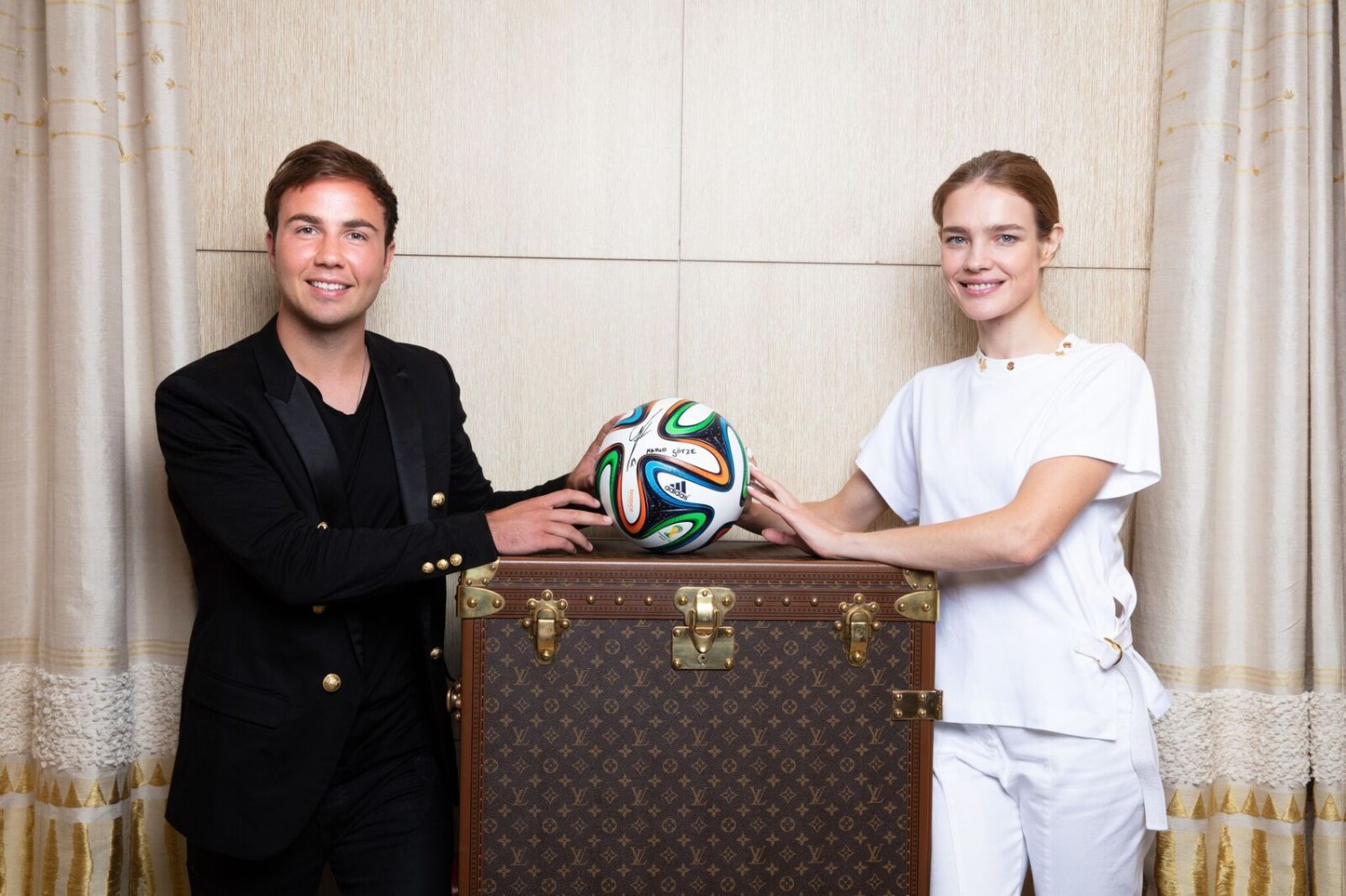 Louis Vuitton skaber feinschmecker i samarbejde med FIFA | Modenyhed Preppy