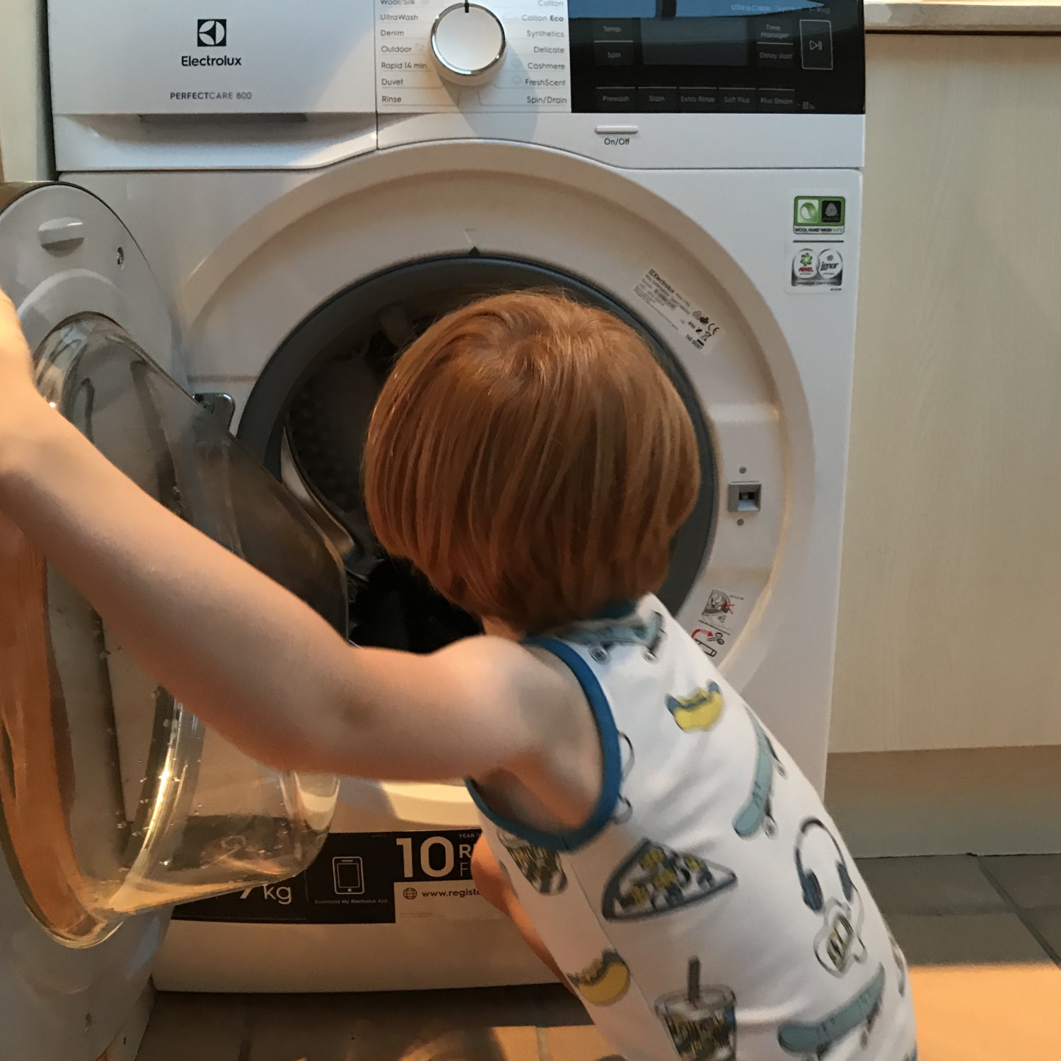 TEST af Electrolux Vaskemaskine og Tørretumbler PerfectCare 800 | Bolig |  Testfamilien