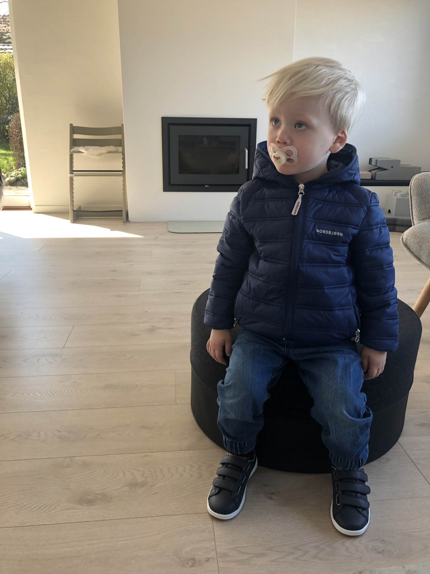 TEST af sko og jakker fra Jollyroom.dk i mærkerne Luca og Lola samt  Nordbjørn | Baby | Testfamilien