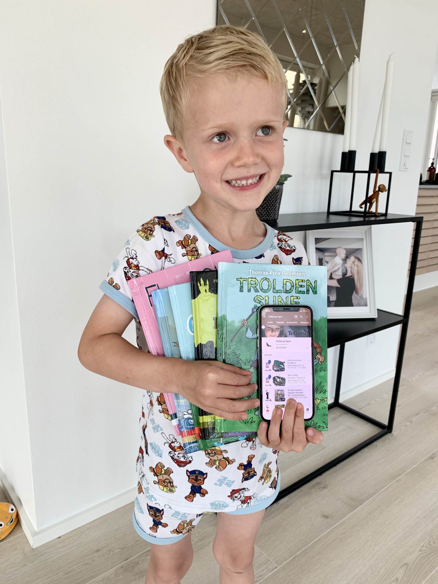 TEST af børnebøger fra Tellerup samt tilhørende Youtube kanal | Børn |  Testfamilien