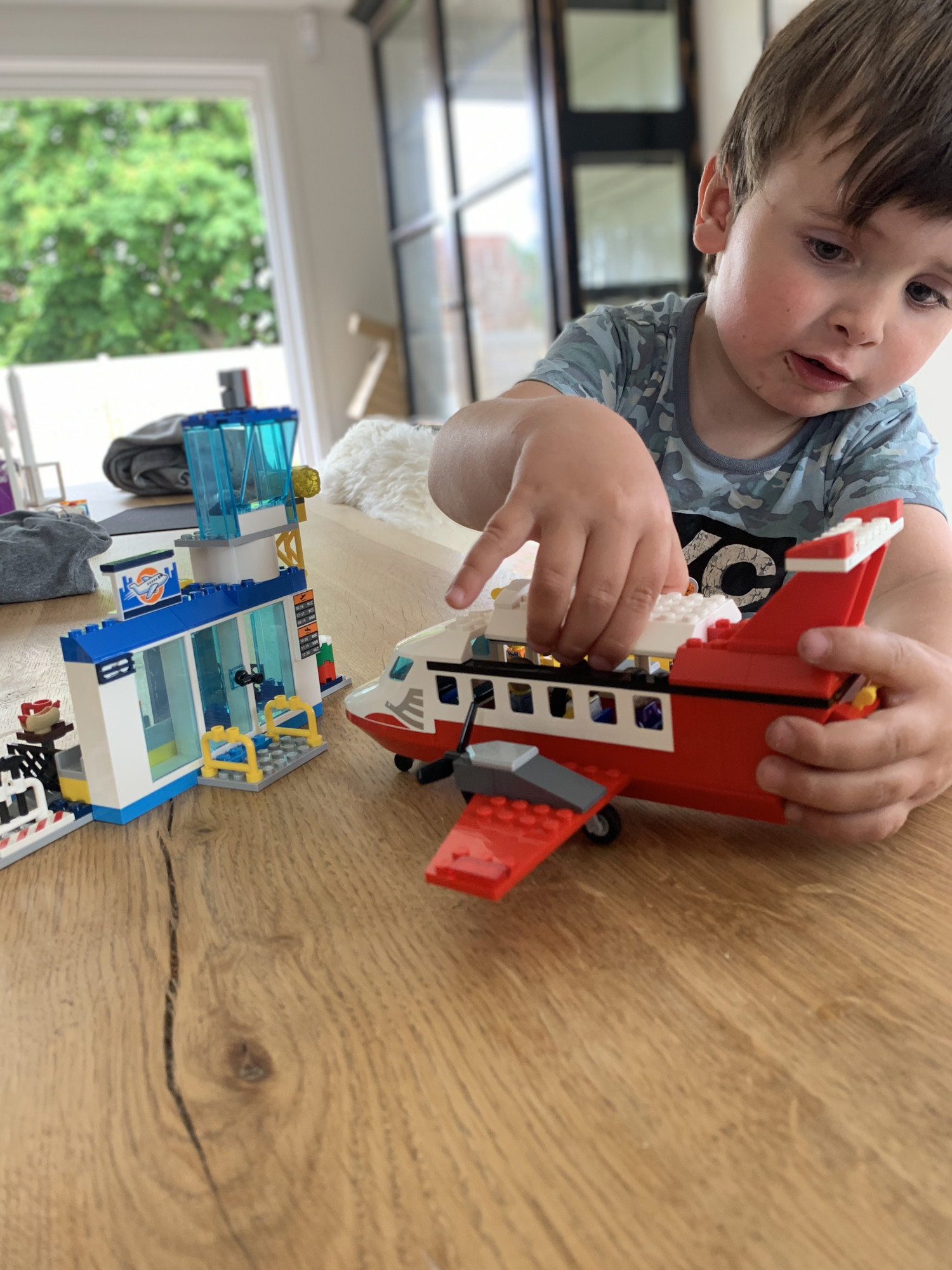 konservativ fokus tåge TEST af LEGO CITY JUNIOR Central Lufthavn | Børn | Testfamilien