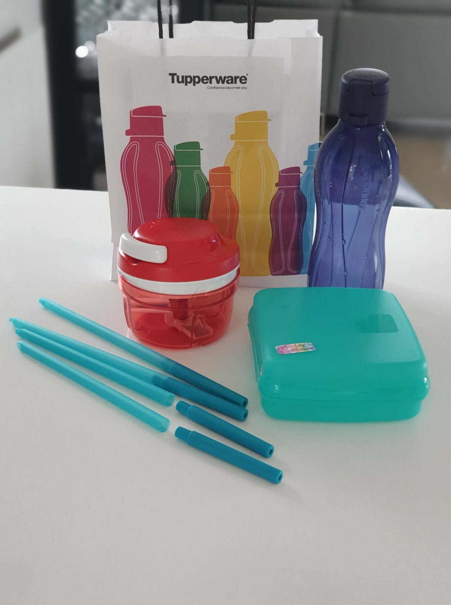 TEST af produkter fra Tupperware: ECOpure straws, ECO+ sandwichbox samt den el frie Herb Chopper. Baby | Testfamilien