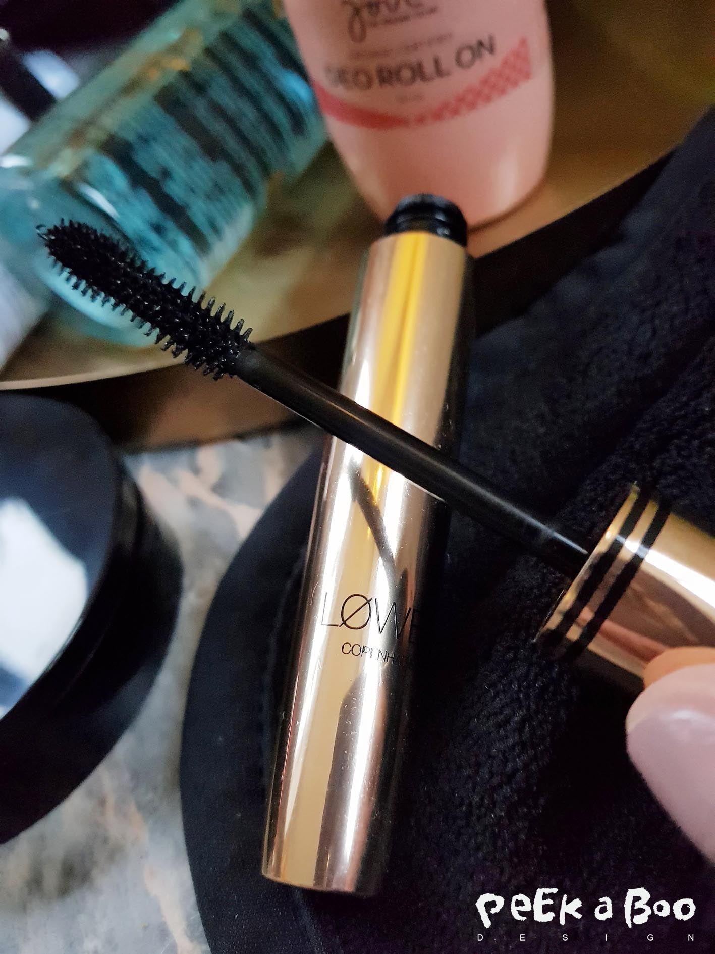 The Beyond mascara from Løwen it gives your eyelashes volume and a curly effect.