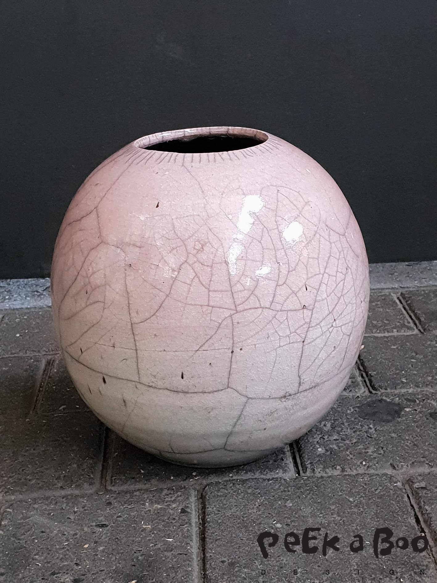 Beautiful ceramic vase with a unique glaze from Bo/Tyrrestrup 