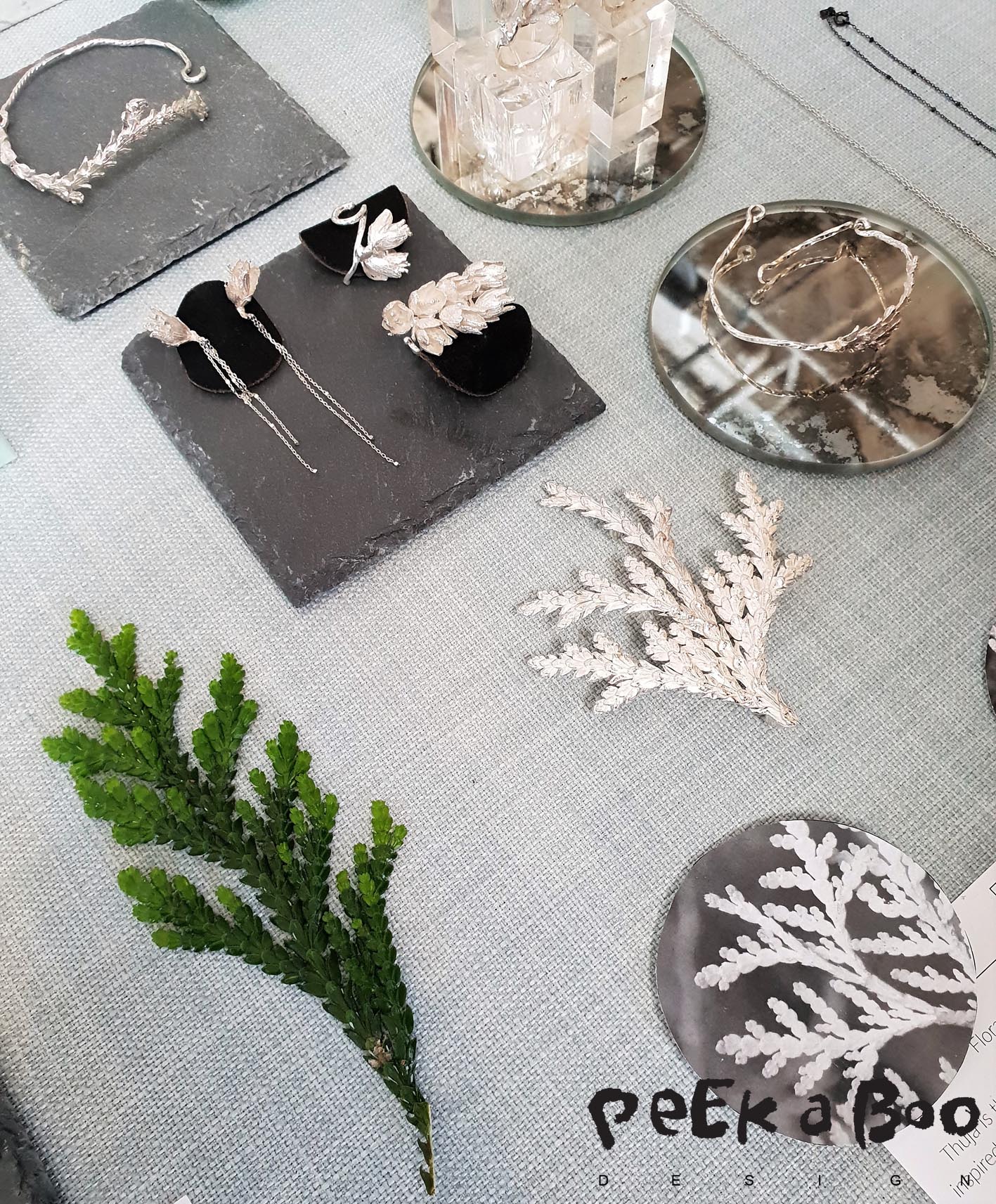 Norcapo design have made the jewellery collection Flora with inspiration of the green plant Thuja.