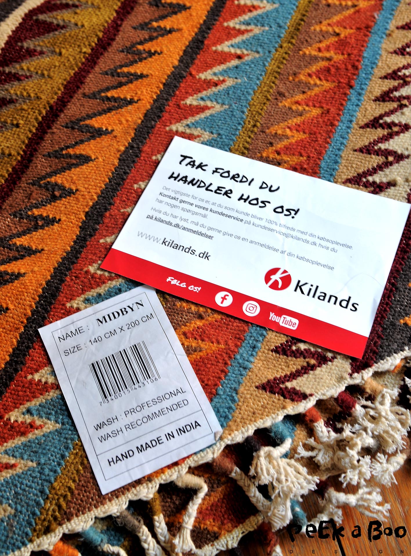 A small thank you note from the carpet shop Kilands.dk makes it even more pleasent to open the parcel. 
