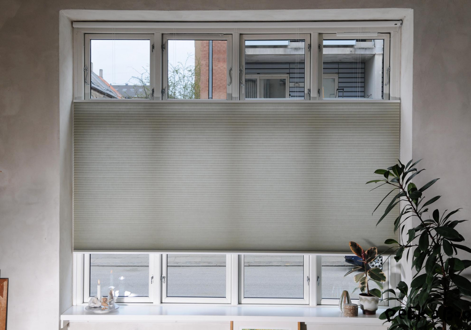 When you need to cover just a part of the window, these blinds can go from the top down and only cover the middle part of the window.
