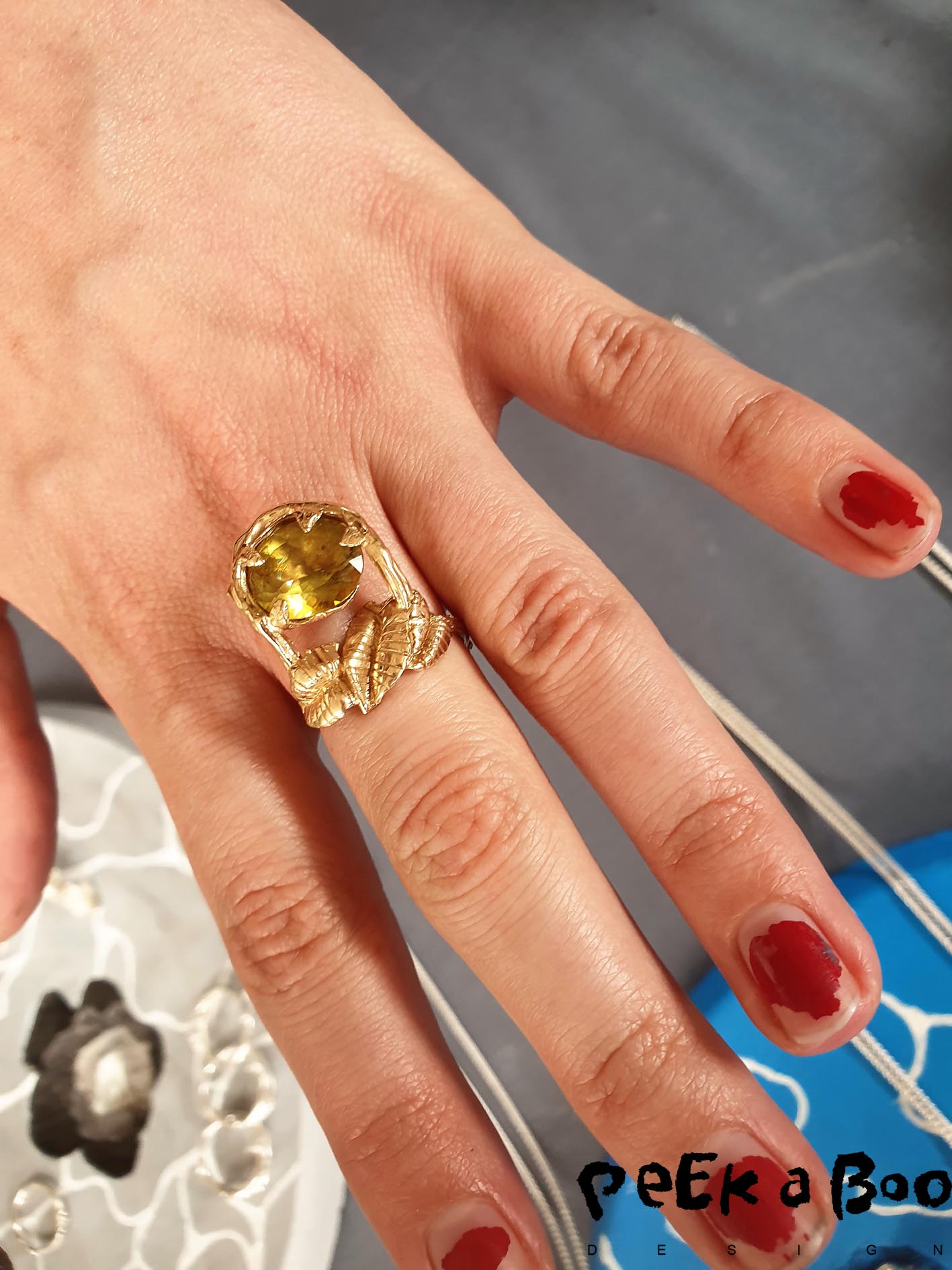 Fantastic cool flower ring from jewellery designer Coline Assade.