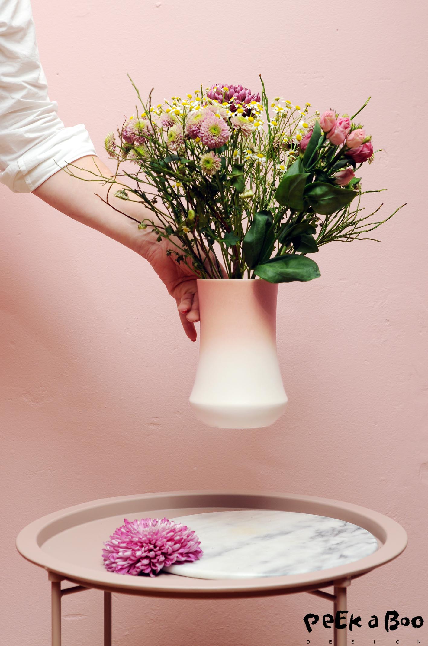 The Skala vase designed and made by Kristina Vildersboll.