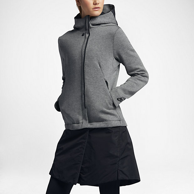 sportswear-tech-fleece-jacket