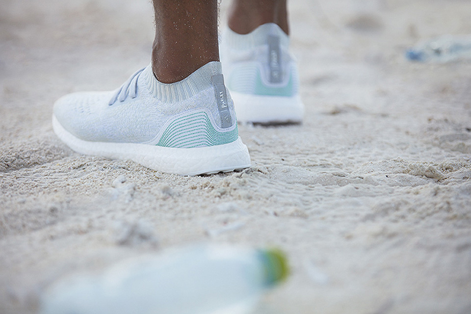 parley for the ocean, adidas, ultra boost, save the ocean, pastic waste, xero waste, undgå plastik, affald, forurening, clean up, tag ansvar, responsibility, simply living, simplyfit
