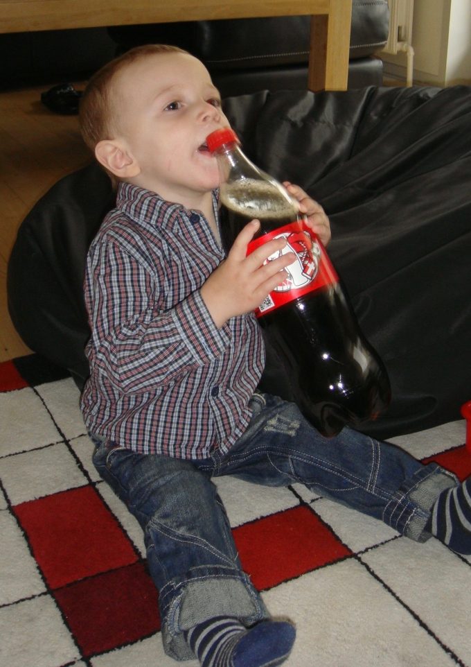 Milas 2. Coca Cola billede. (1 år)