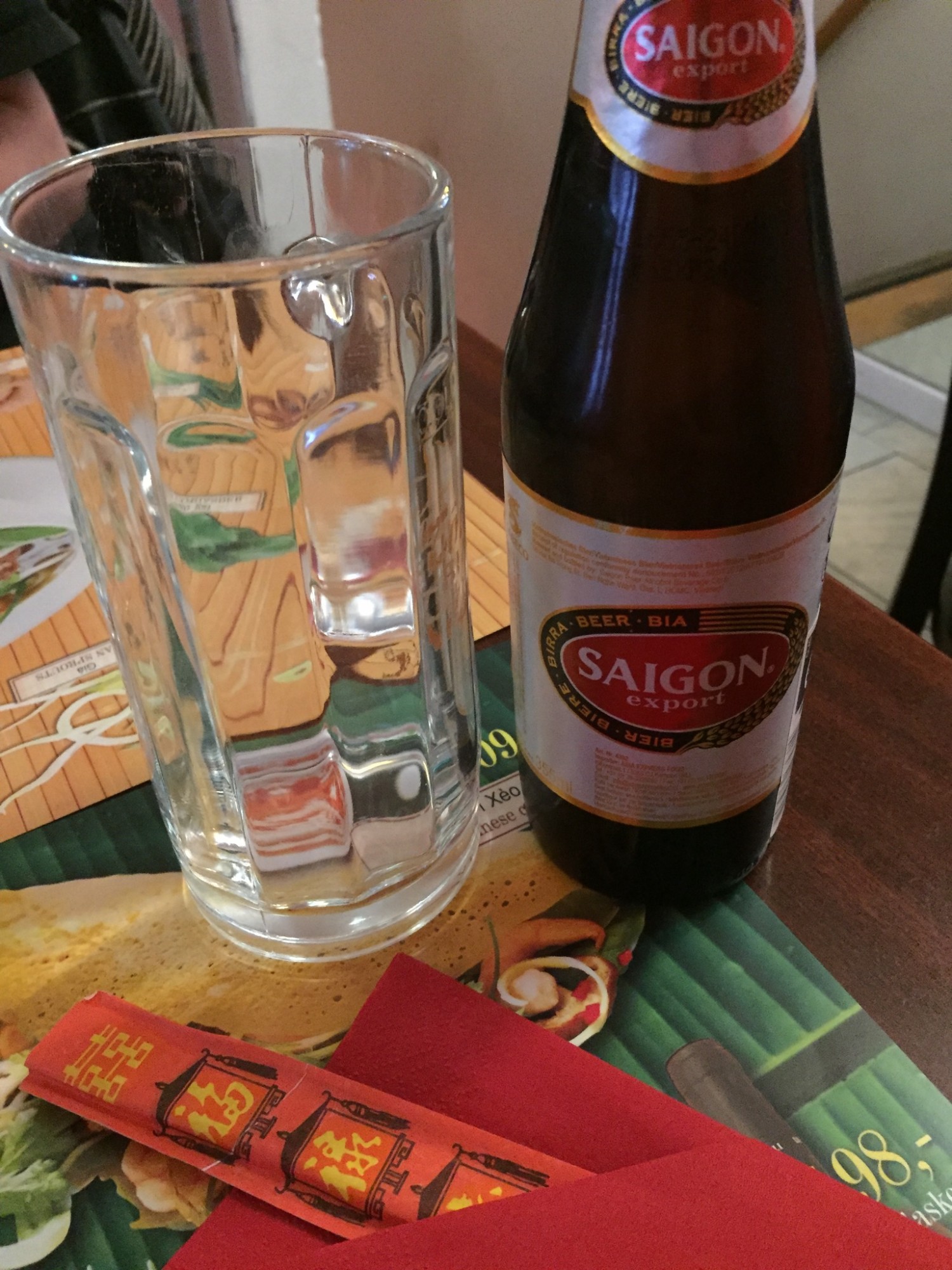 Saigon øl (39 kr)