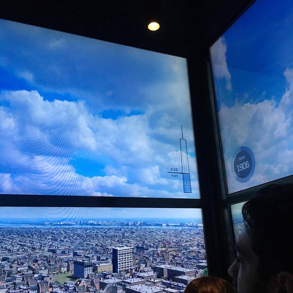 Billede fra elevatorturen op til 105 etage <3