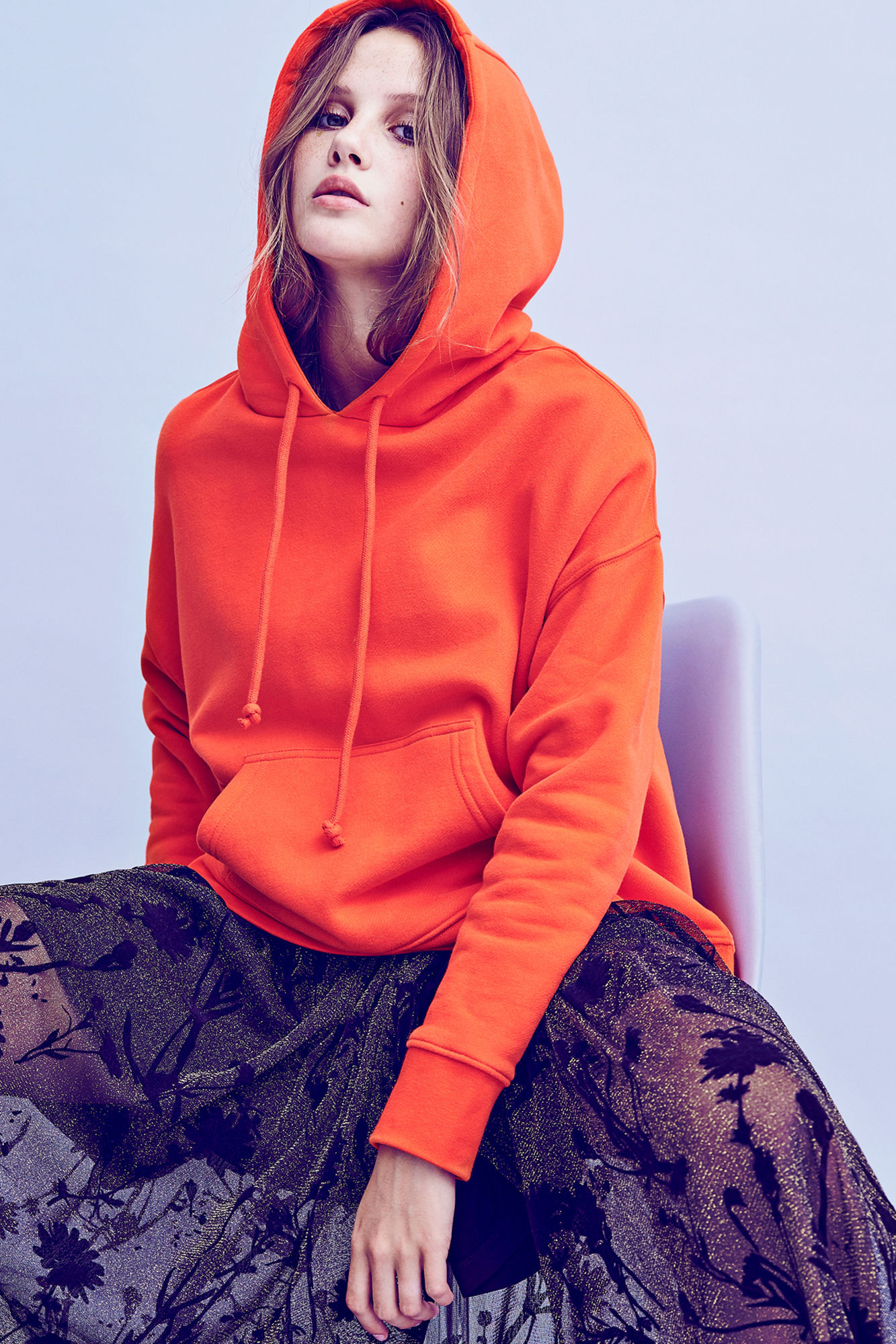 Orange hoodie Oprindelig pris: 450 kroner Udsalgspris: 315 kroner