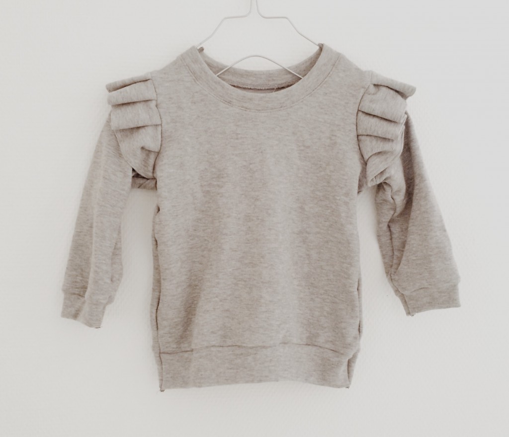 Flæse sweat – nu med uld | Olines tøj | A Nordic Knitting Tale