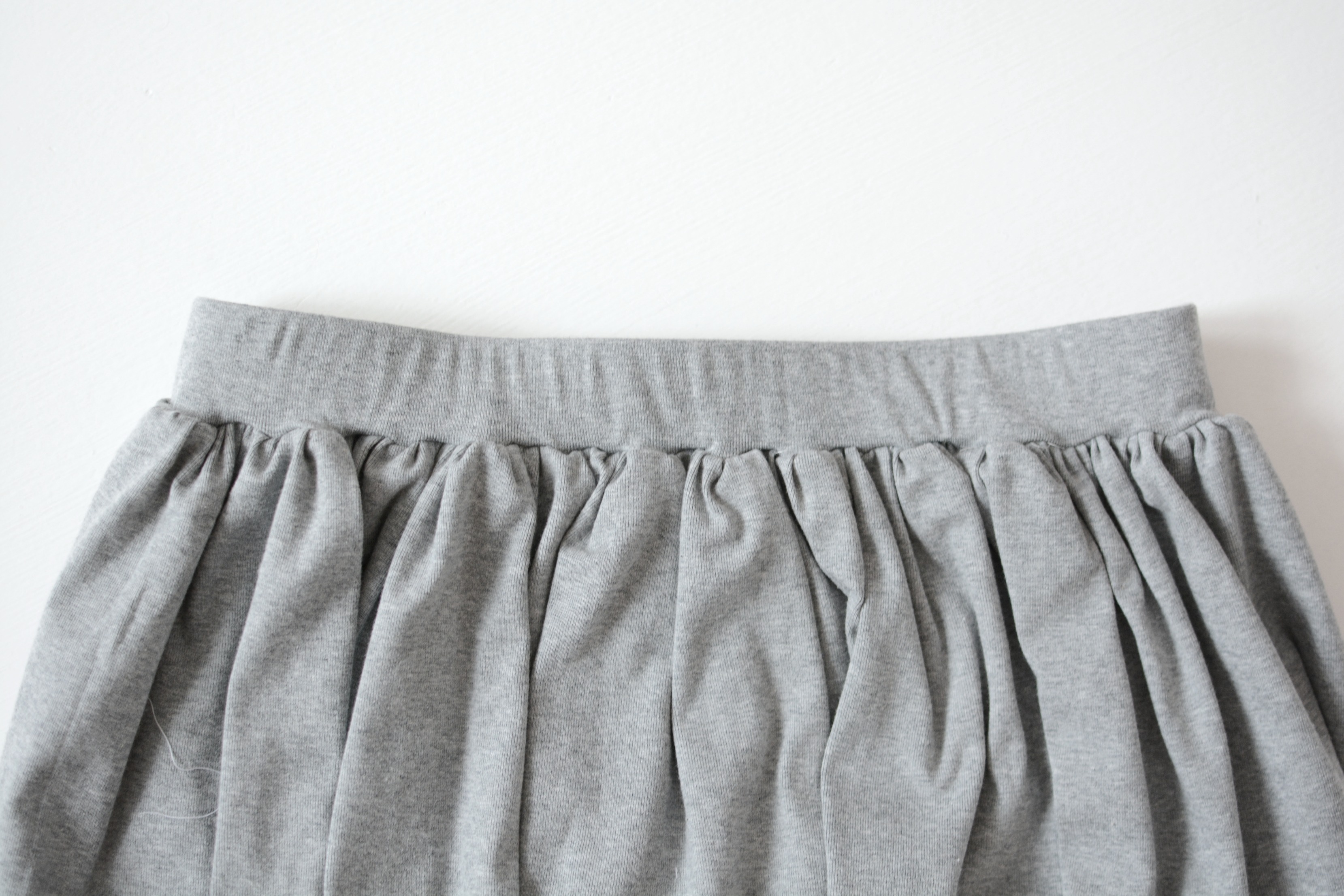 En nem mor nederdel // Gør det selv med Olinesmor | DIY | A Nordic Knitting  Tale