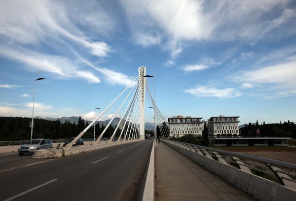 Montenegro Podgorica Milenijum bridge Henrik Elstrup