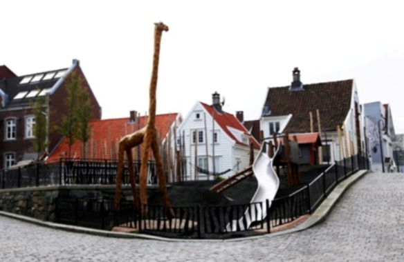 Stavanger_wooden_giraffe