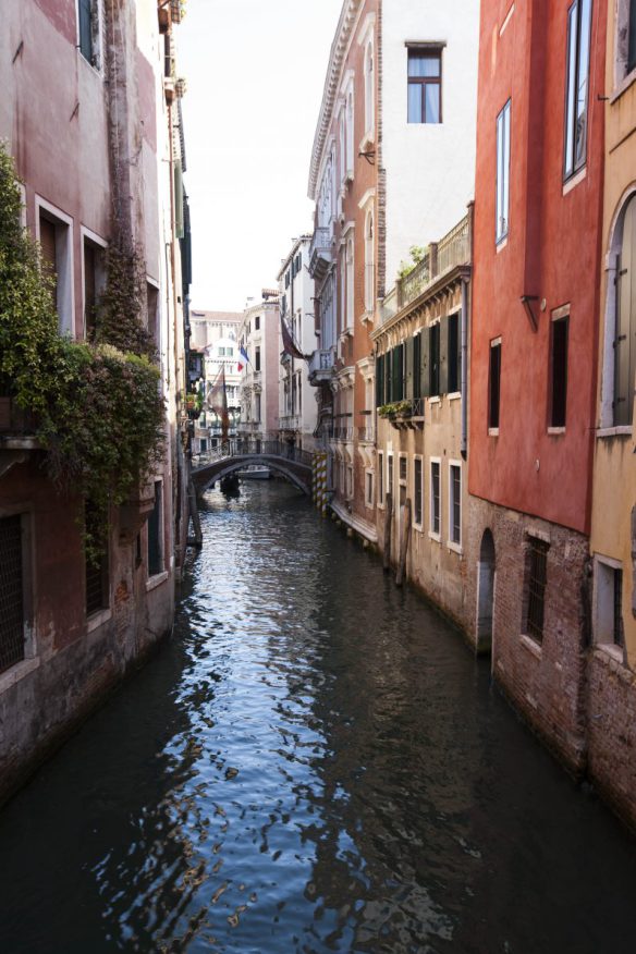 Venedig_Venice_Venezia_Canal_and_Bridge