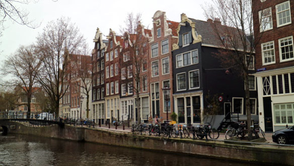 Amsterdam_Holland_Houses_Marina_Aagaard_blog