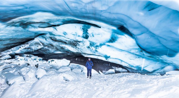 Whister_Canada_ice_cave_winter_snow_Marina_Aagaard_blog_travel