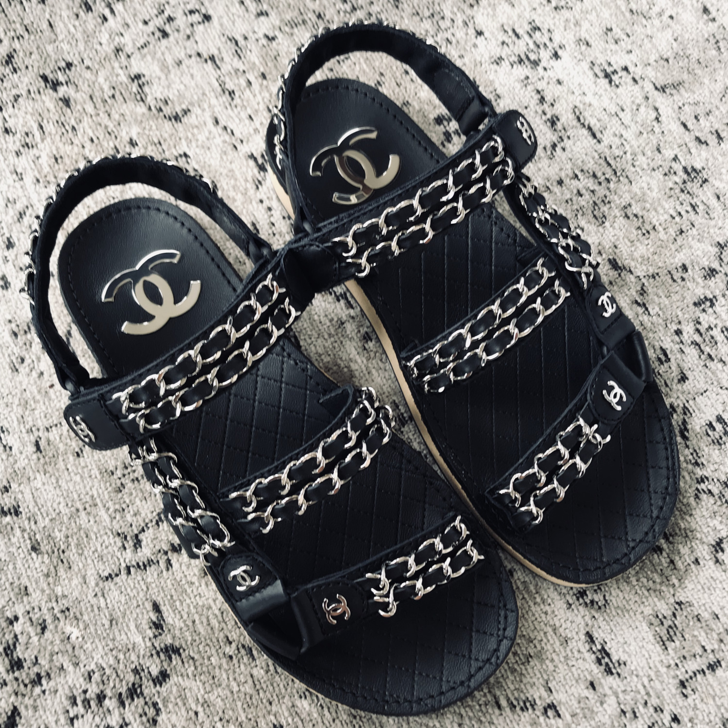 HELT nede på jorden: Mine jyske Chanel sandaler… | Blog | Mascha Vang
