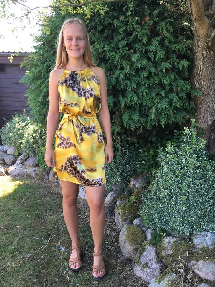 Maxi-kjole til datteren. – Sygal.dk