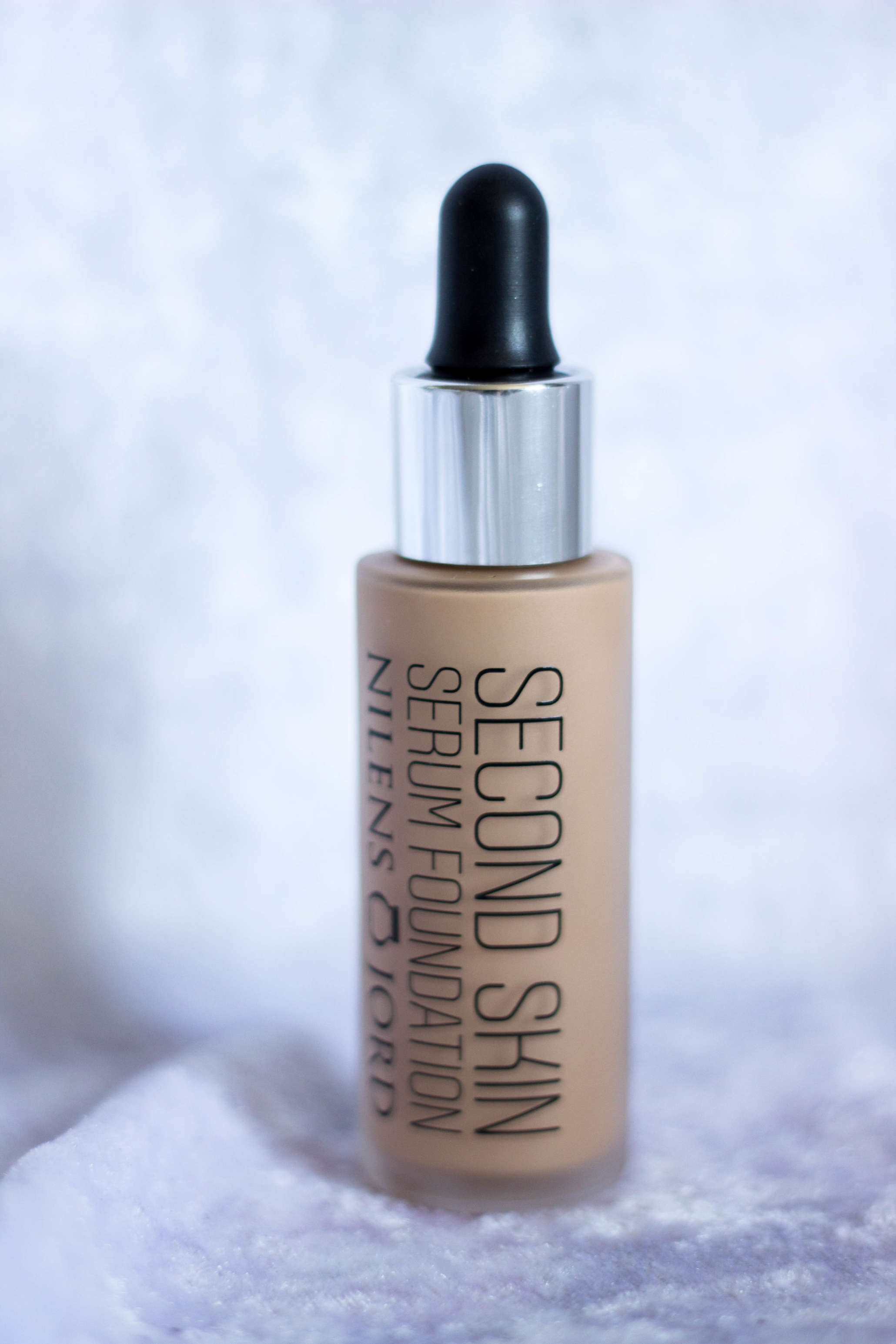 Nilens Jord second skin serum foundation | Beauty | Rika Edelgren