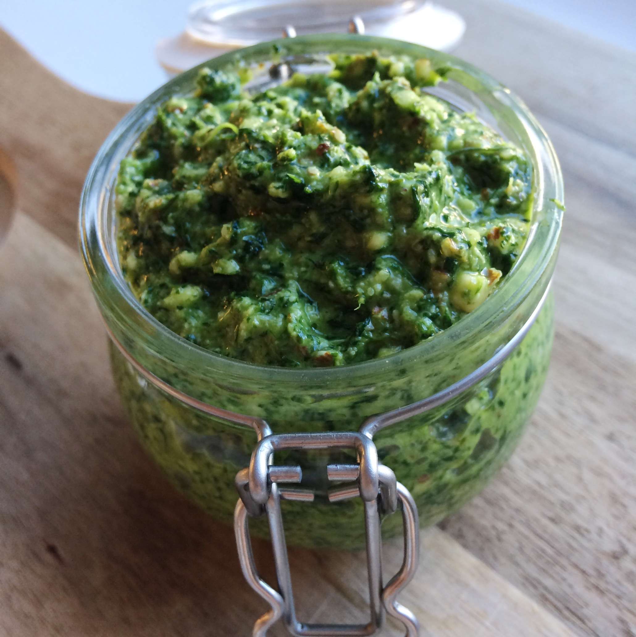 Grøn pesto med basilikum og persille | Salat/Grønt | camilladrabo