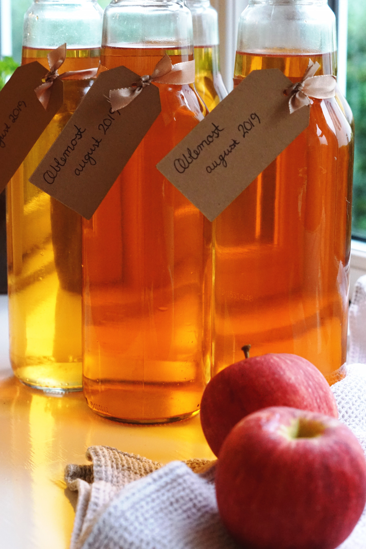 Hjemmelavet æblemost | Saft, juice og sylte | Forstadsmor