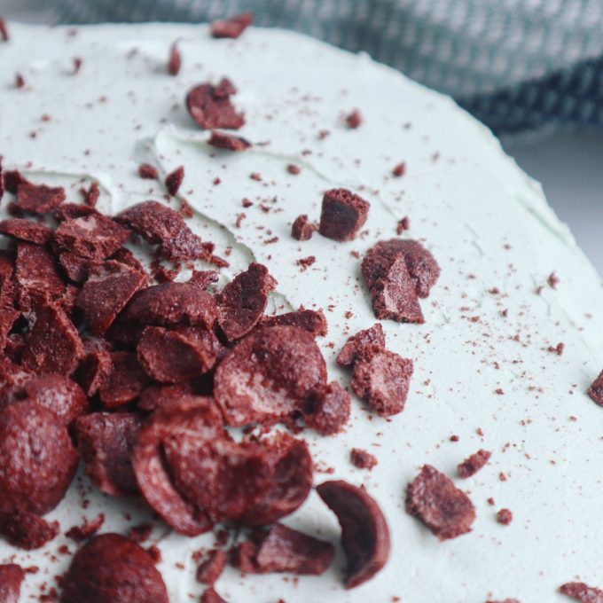 Chokoladekage m. myntefrosting & coco pops. | Dessert | foodfashion1