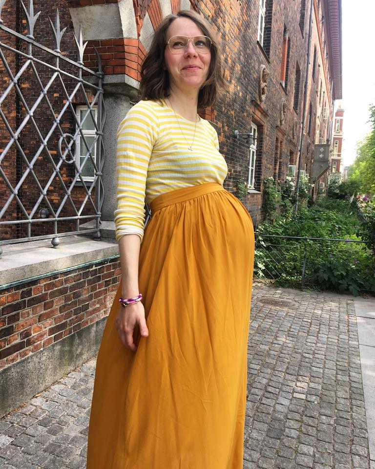 Den smukkeste nederdel (med rabat) og noget om ventetid | Gravid |  Østfronten