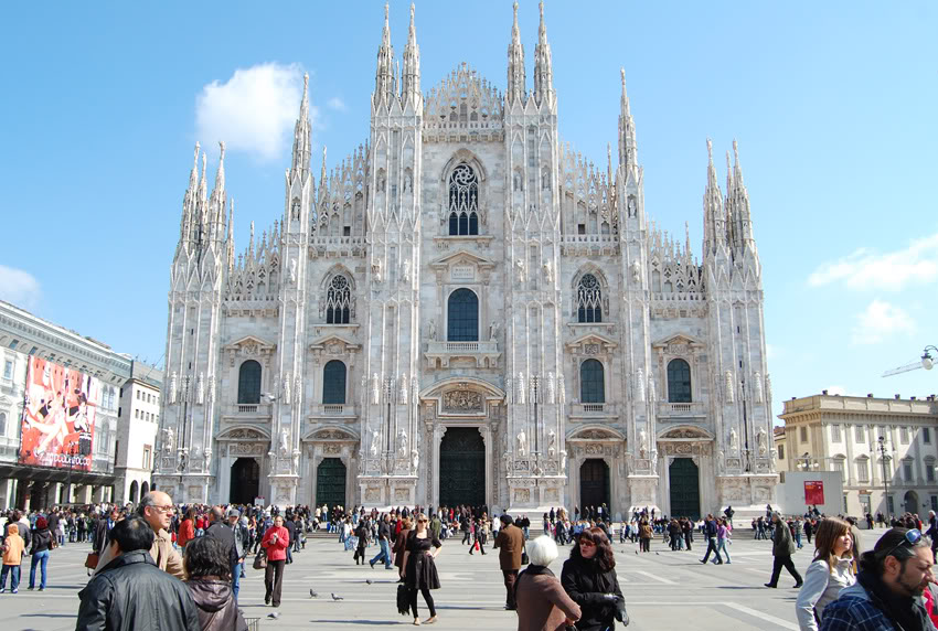 Duomo - katedralen i Milano
