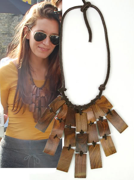 Wood necklace