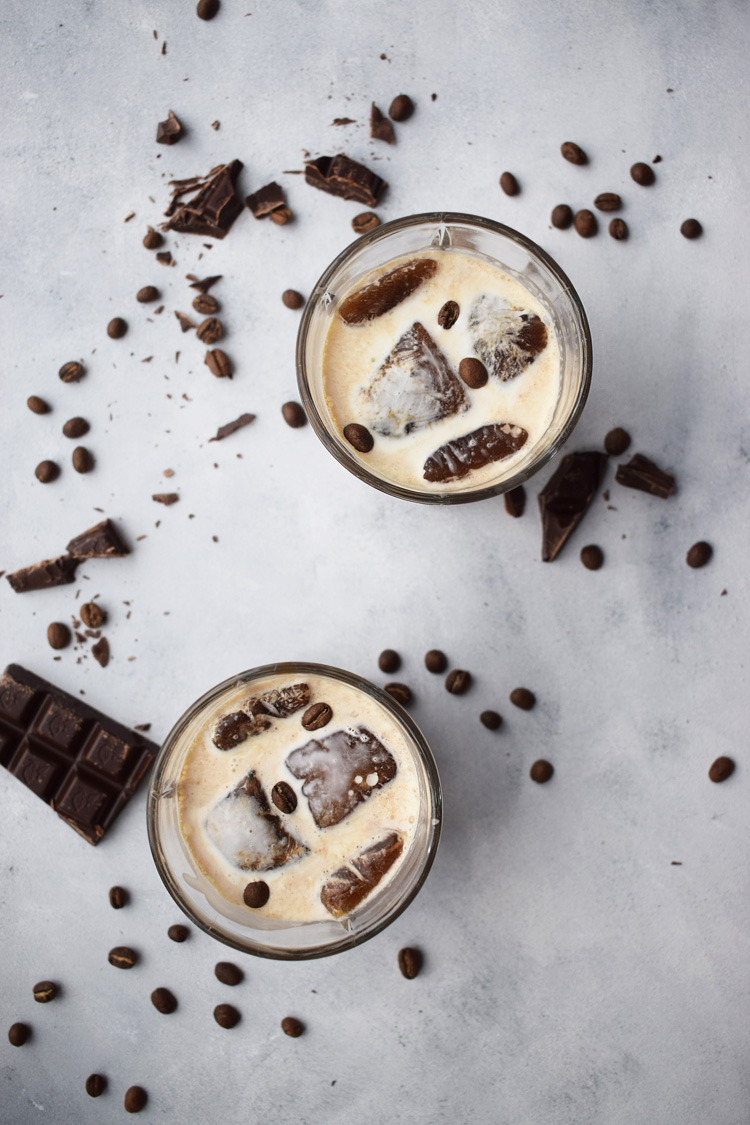 Chocolate cocktails - Chocolate White Russian