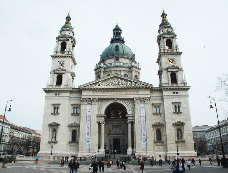 Budapest Guide - Sankt Stefans Basilika
