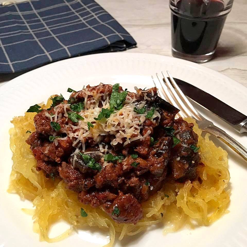 Spaghetti-squash og kødsovs med aubergine og rødvin | Dip, dressing,  dyppelse og sovs | Persilles blog