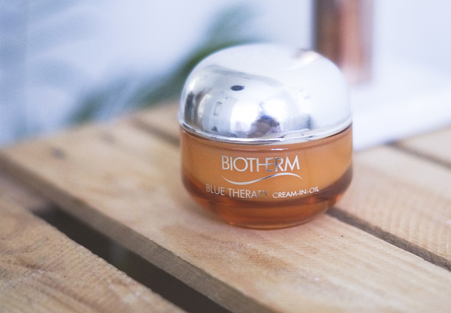 biotherm, blue therapy, cream-in-oil, biotherm blue therapy, tør hud, dry skin, olie, ansigtscreme, ansigt, facial cream, blog, beauty blog, bbloggers, carola, carola blog, dk, bloggers delight, camilla nørgaard christensen