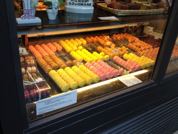 What is Paris without their macaroons? Rhetorical question!;D But macaroons are a "must-try" when you go to Paris! 
